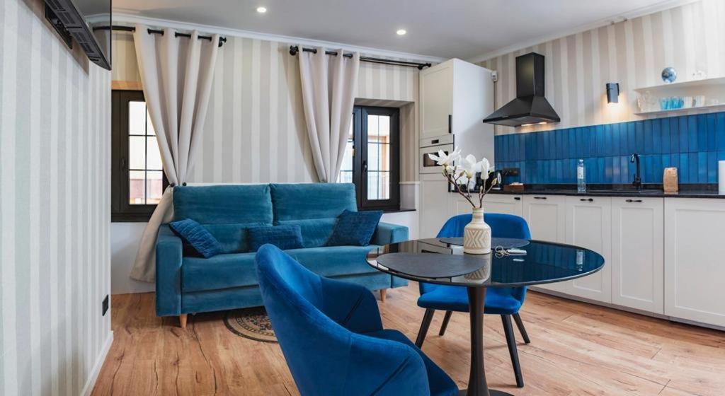 יורט דה מאר "Breeze" Aparthotel By Parrot'S House מראה חיצוני תמונה