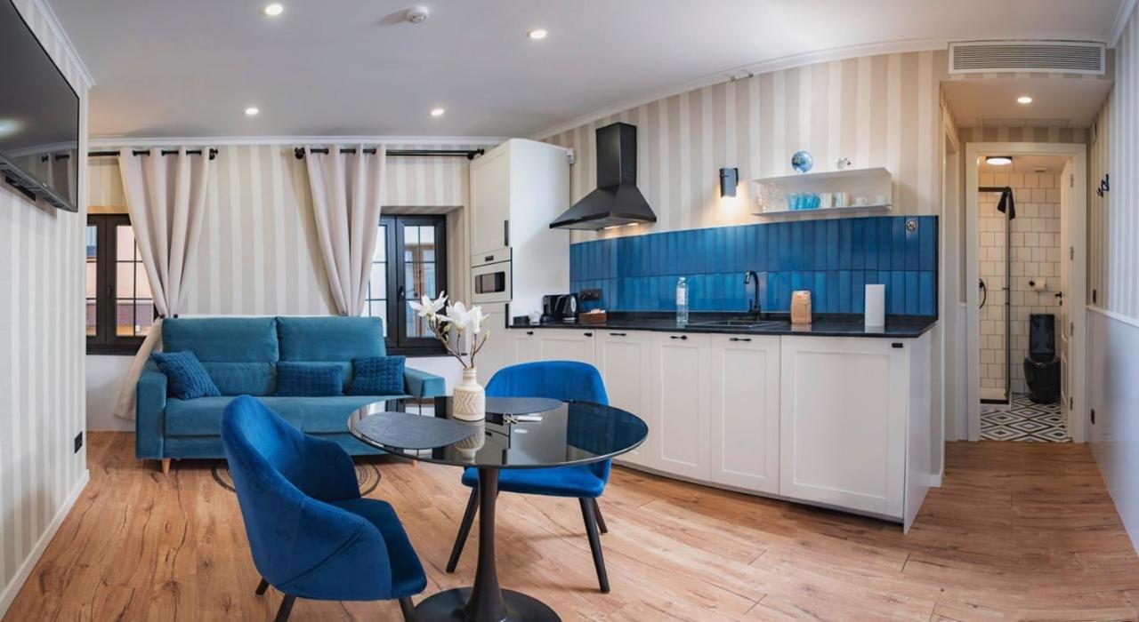 יורט דה מאר "Breeze" Aparthotel By Parrot'S House מראה חיצוני תמונה
