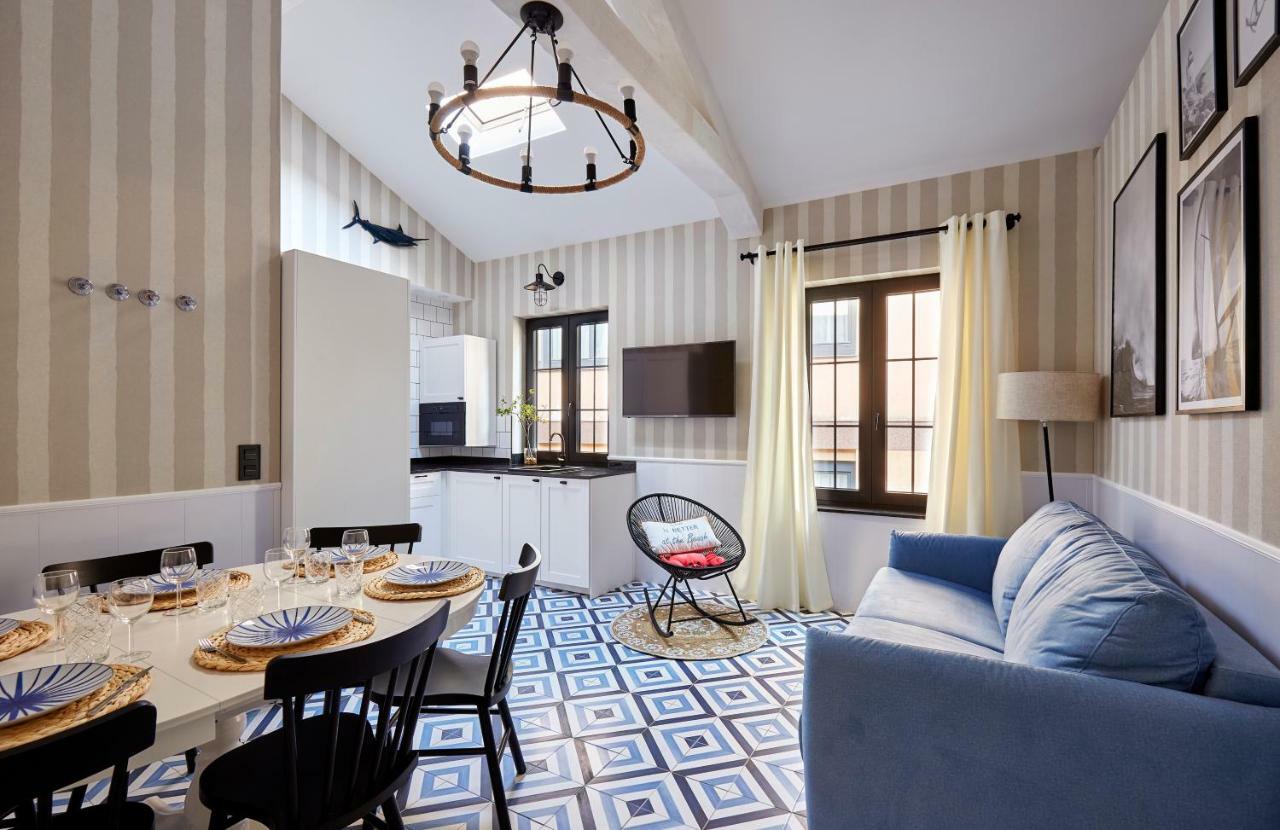 יורט דה מאר "Breeze" Aparthotel By Parrot'S House מראה חיצוני תמונה